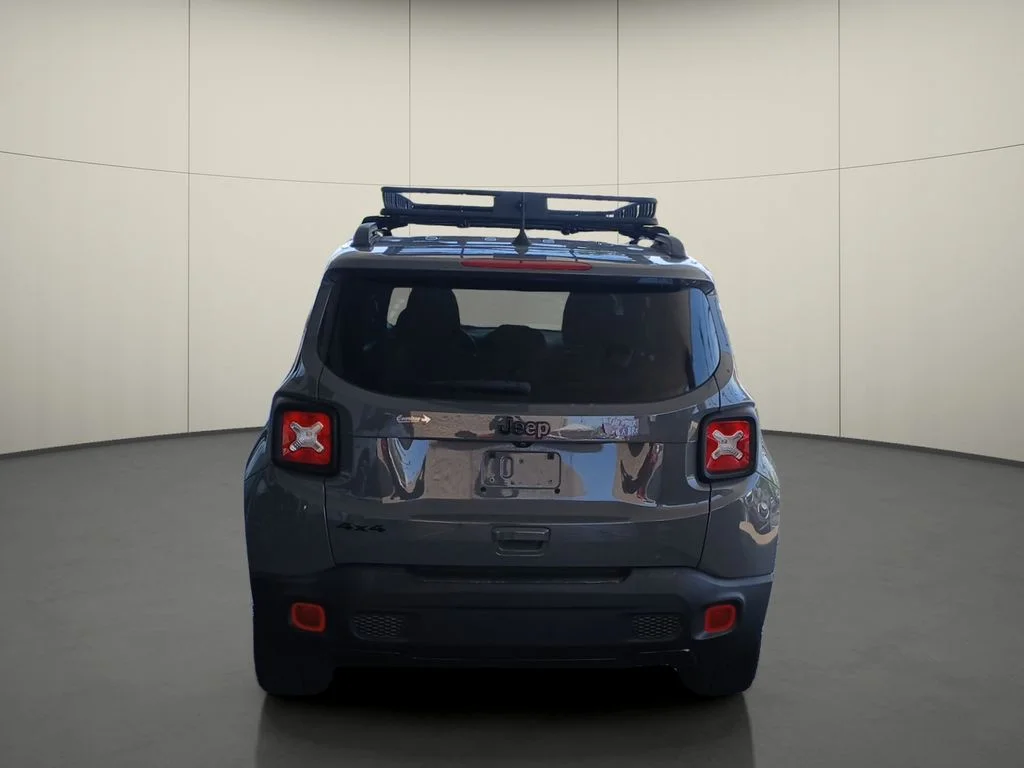 Used 2022 Gray Jeep Altitude image 6