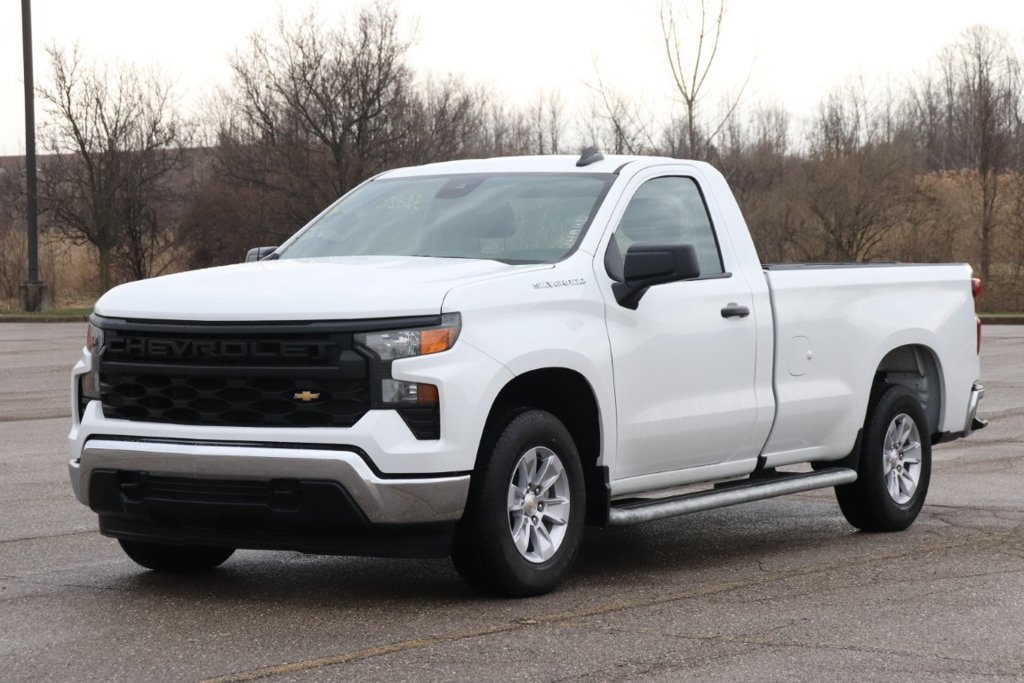 Used 2025 White Chevrolet WT image 5