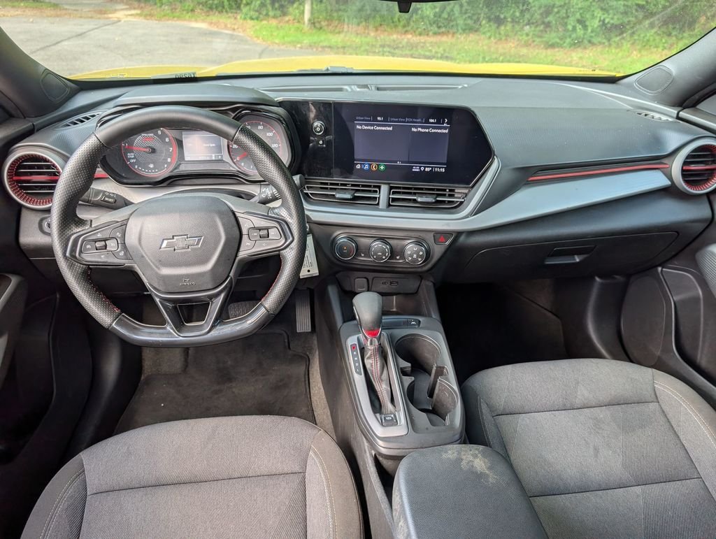 Used 2024 Yellow Chevrolet 1RS image 26