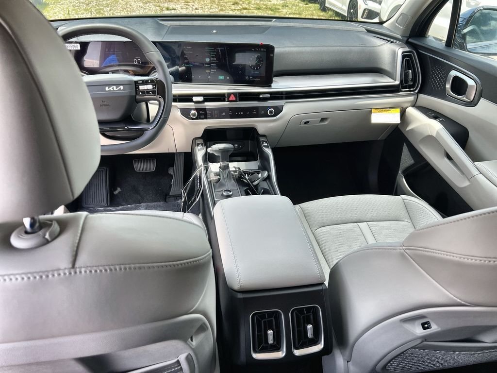 New 2026 Black Kia S image 20