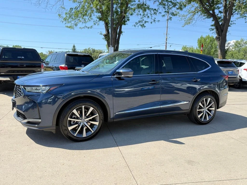 Used 2025 Canyon River Blue Metallic Acura Technology Package image 7