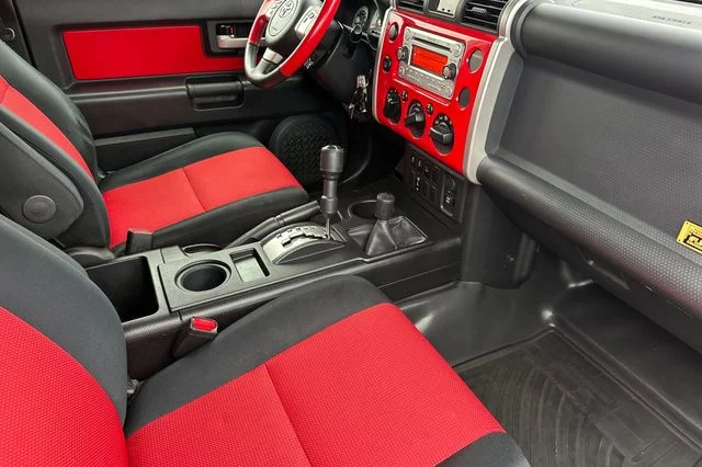 Used 2012 Red Toyota Base image 17