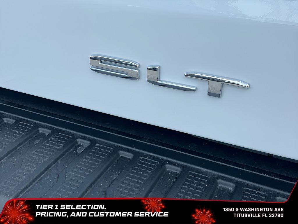 New 2026 Glacier White Tricoat GMC SLT image 22