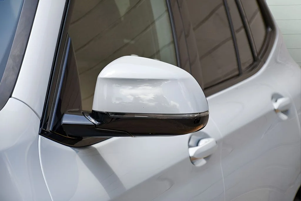 Used 2023 Gray BMW xDrive30i image 14