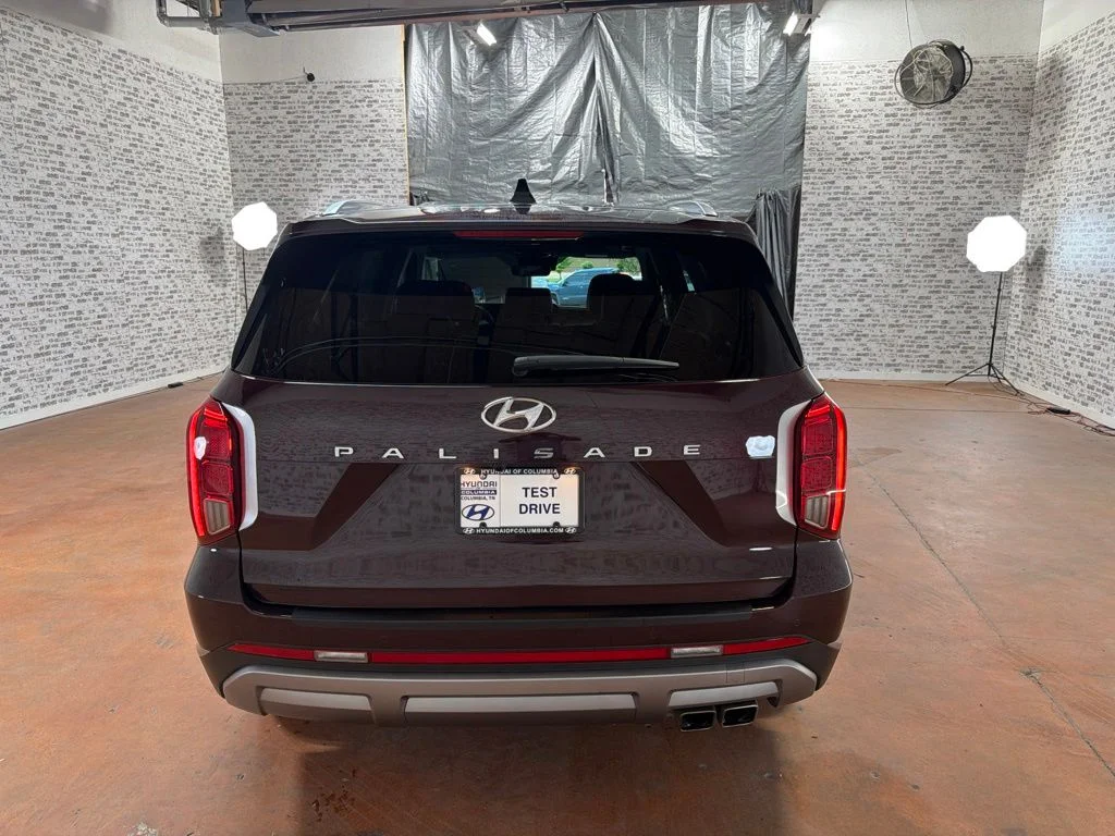 Used 2024 Sierra Burgundy Hyundai SEL image 6