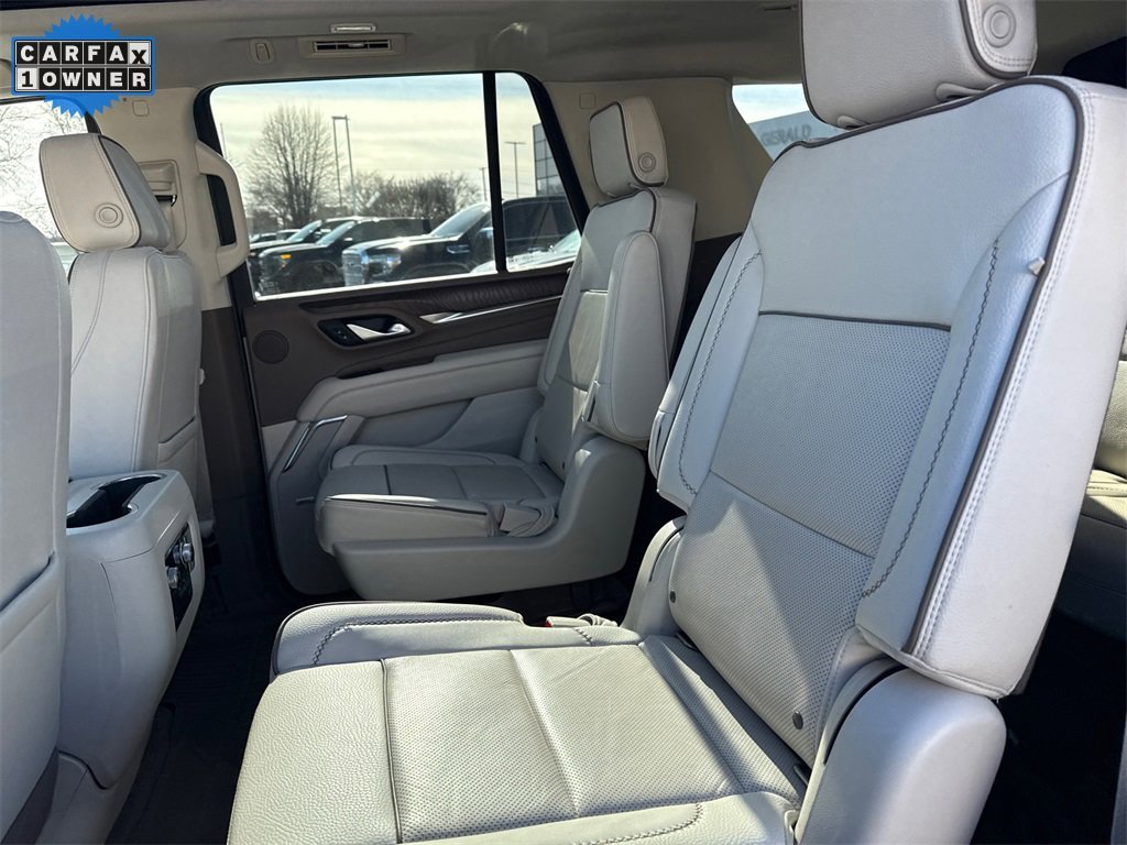 2022 GMC YUKON - Image 30