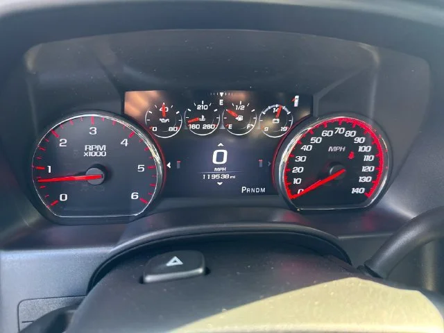 Used 2016 IRIDIUM METALLIC GMC Denali image 19