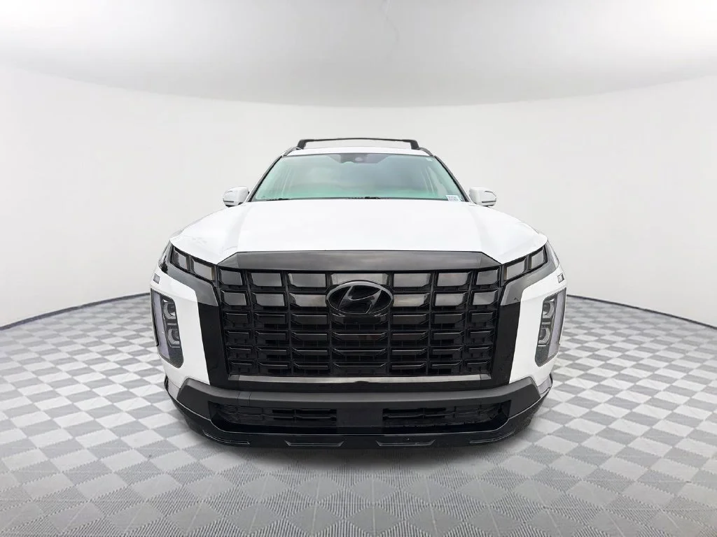 Used 2024 White Hyundai XRT image 2