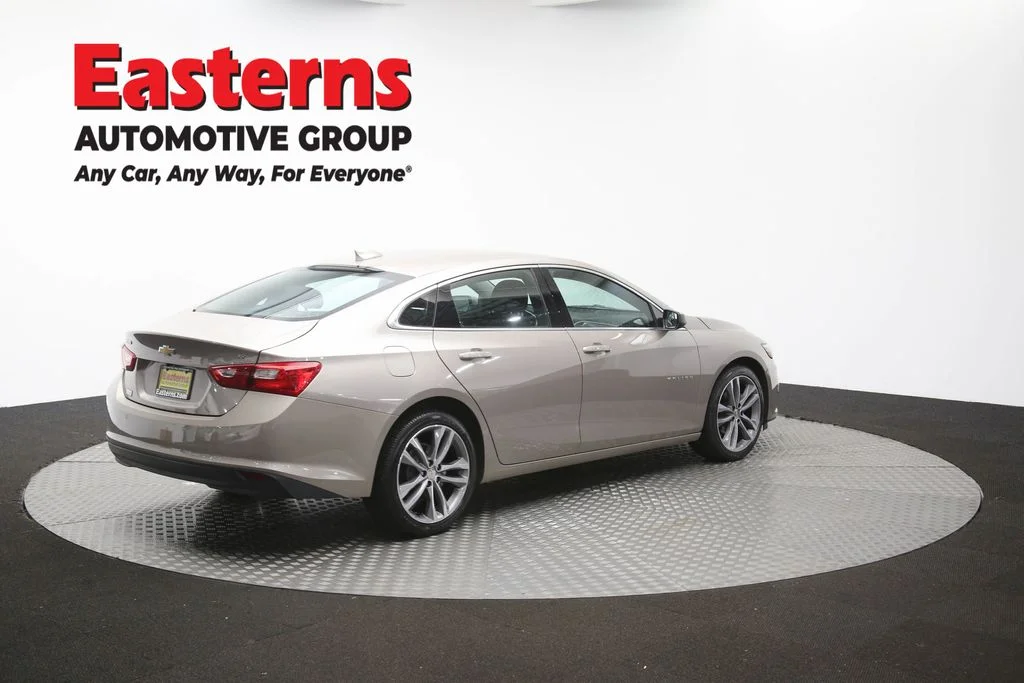 Used 2025 Gray Chevrolet LT image 41