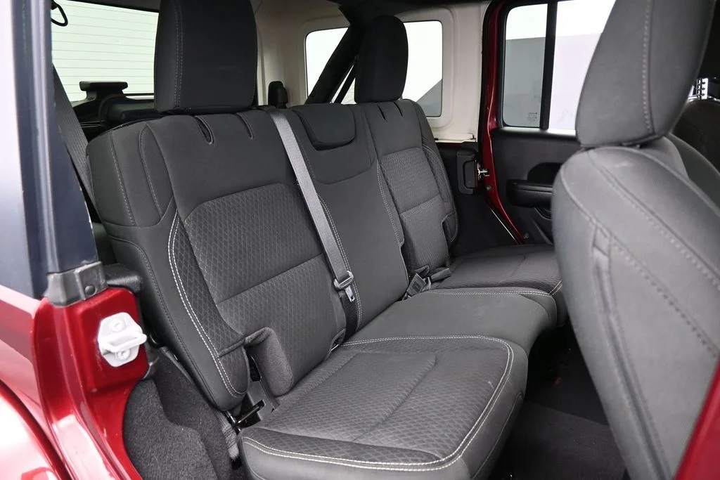 Used 2021 Snazzberry Pearlcoat Jeep Unlimited Sport S image 41