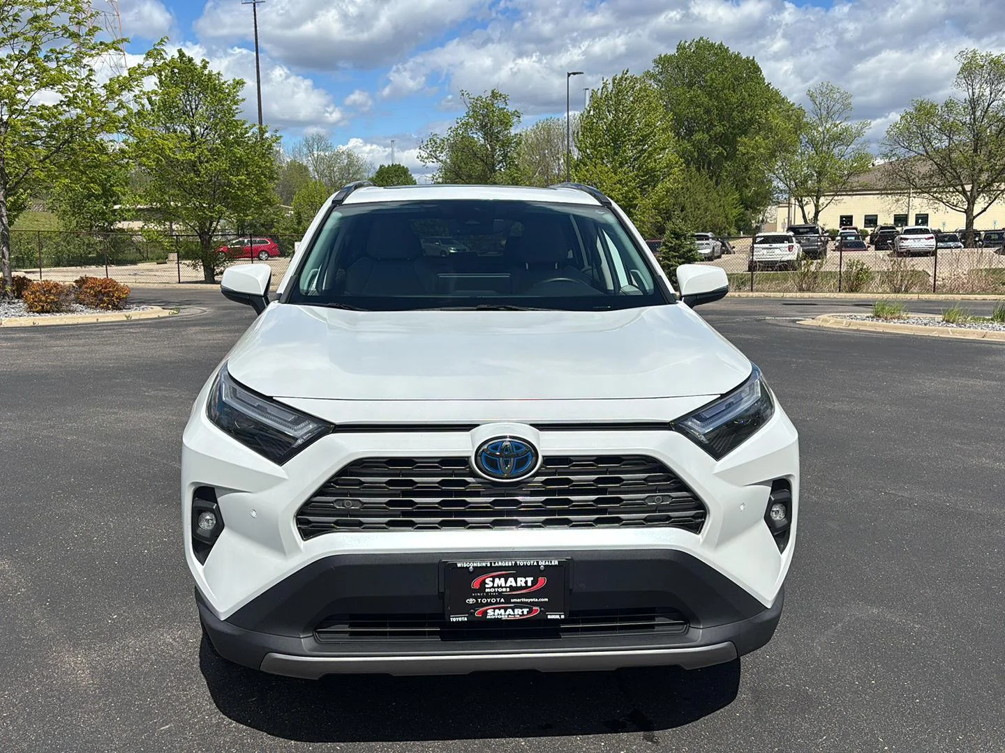 Used 2023 Wind Chill Pearl Toyota Limited image 6