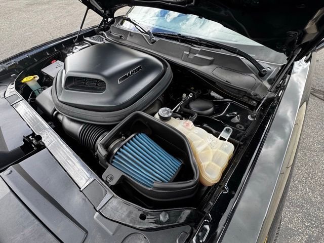 Used 2017 Pitch Black Clearcoat Dodge R/T Shaker image 28