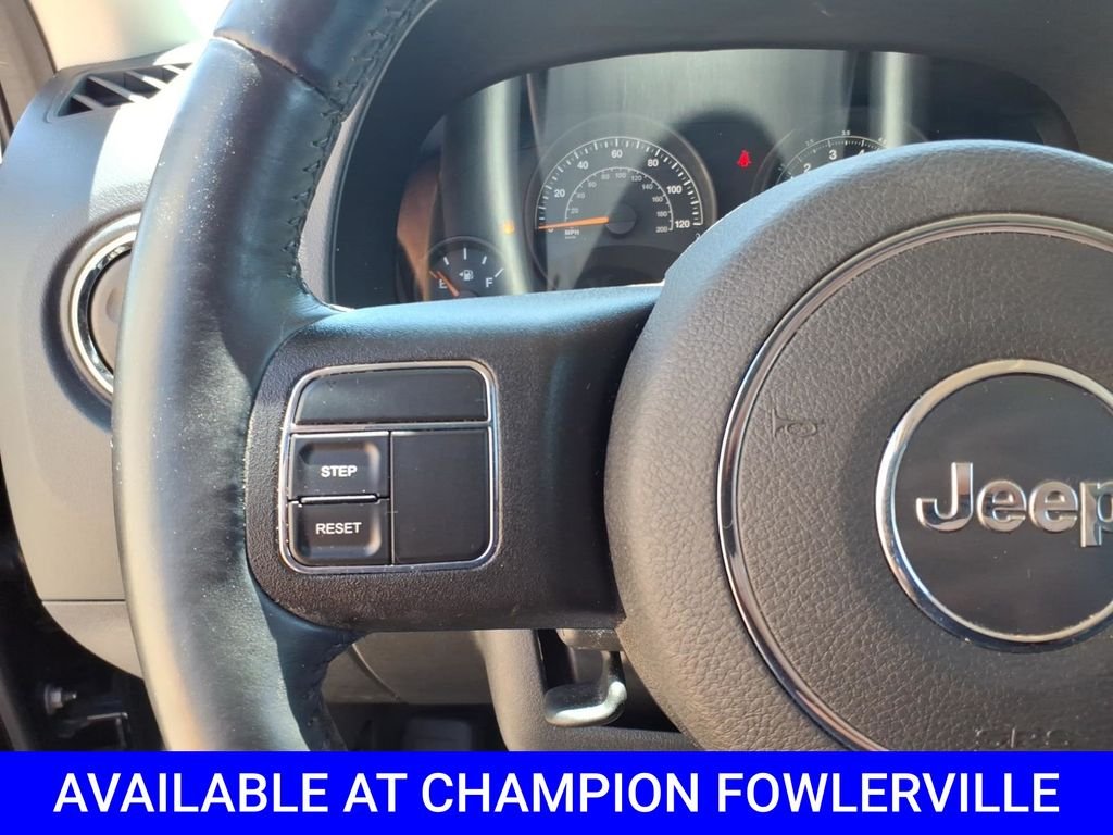 Used 2016 Black Jeep Latitude image 14