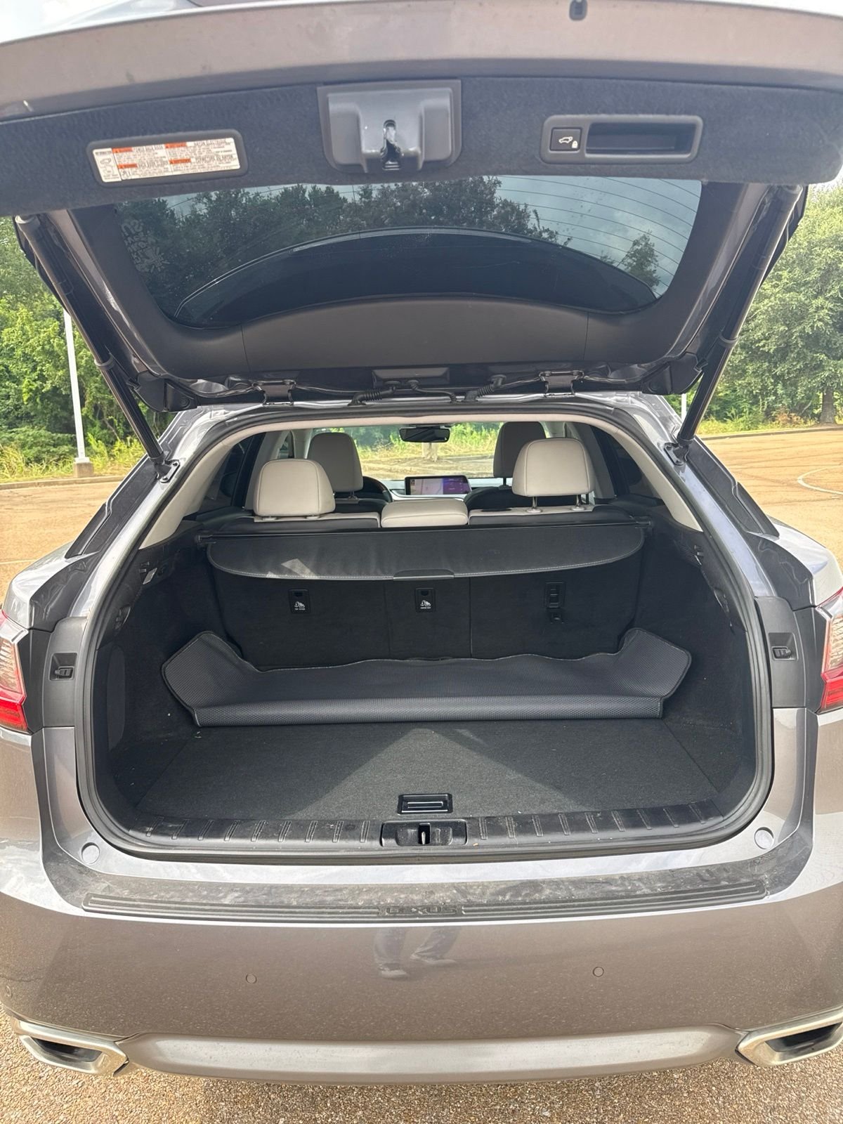 Used 2017 Gray Lexus 350 image 9