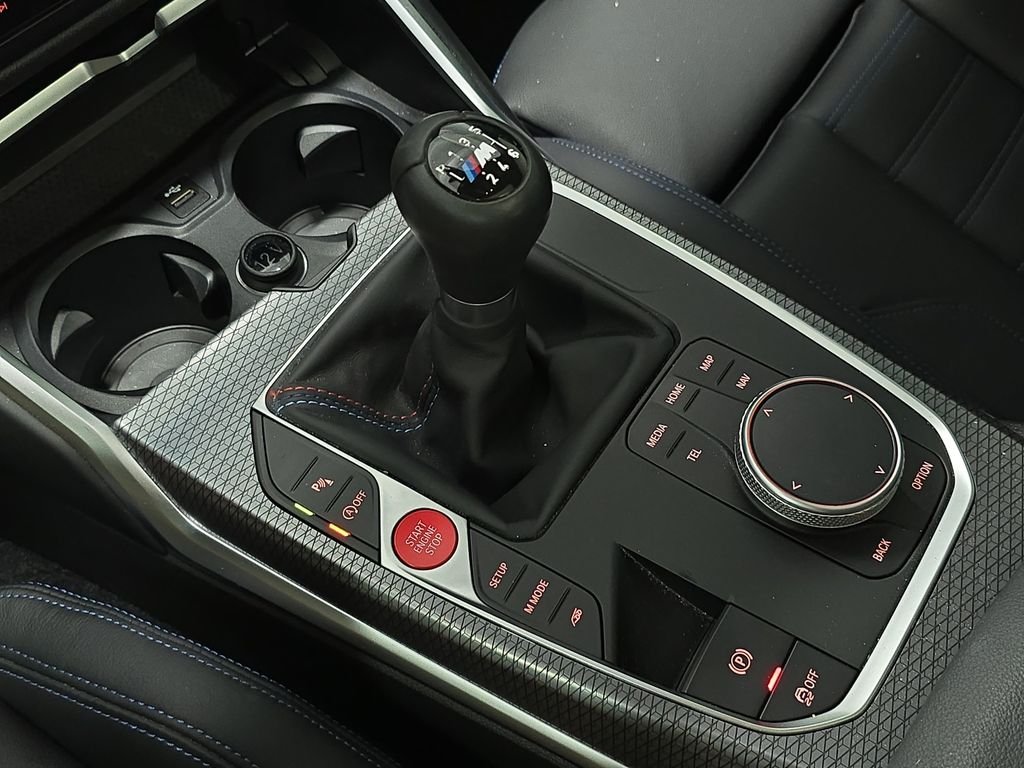 Used 2024 Alpine White BMW  image 24