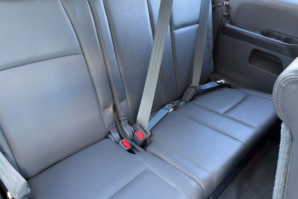 Used 2003 Starlight Silver Metallic Honda EX-L image 20