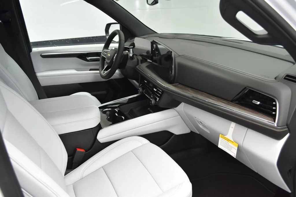 New 2026 Polar White Tricoat Chevrolet Premier image 47