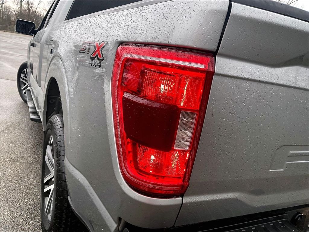 Used 2023 Silver Ford XL image 33