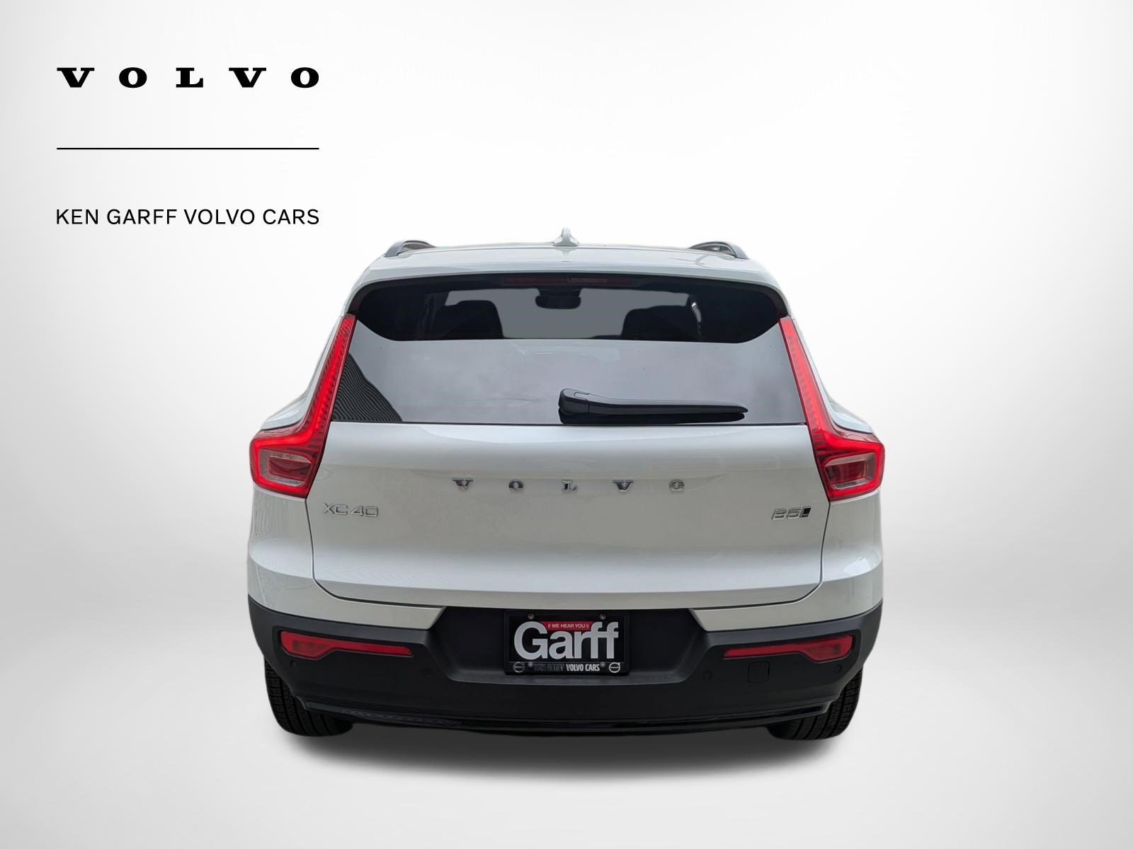 New 2026 Crystal White Volvo Plus image 4
