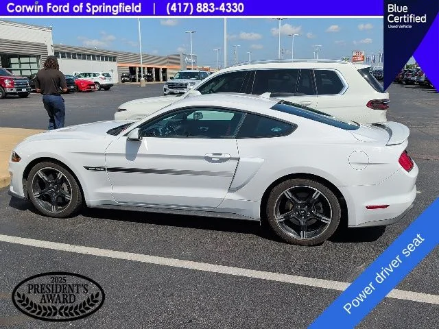 Used 2020 Oxford White Ford GT Premium image 11