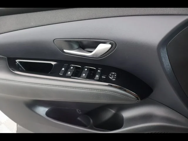 Used 2023 Gray Hyundai SEL Convenience image 30