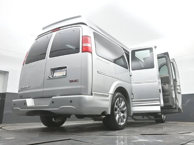 Used 2022 Silver GMC Work Van image 62