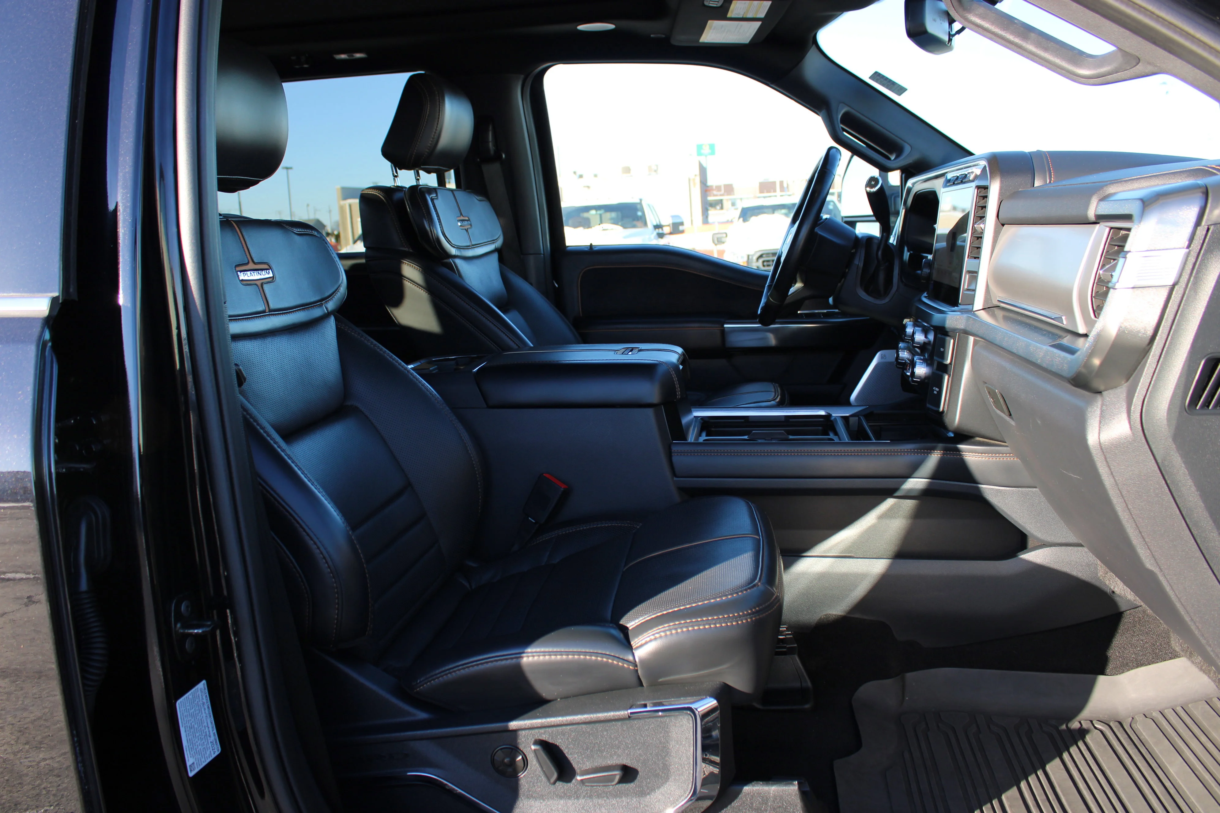 Used 2024 Agate Black Metallic Ford Platinum image 16