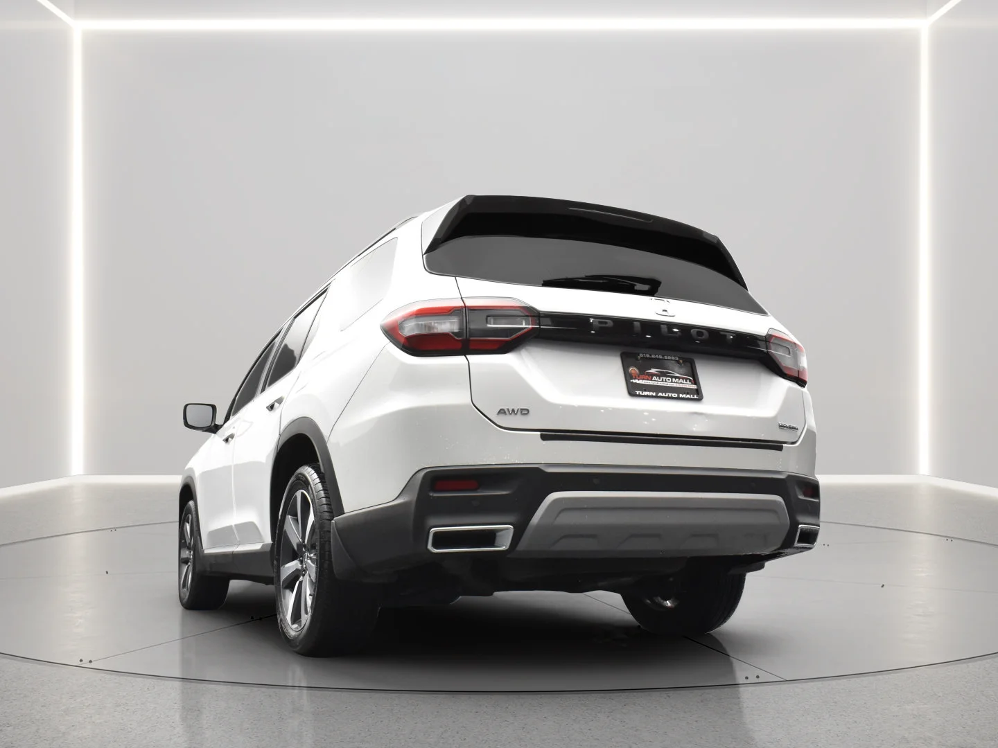 Used 2023 Platinum White Pearl Honda Touring image 6