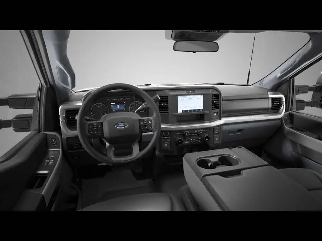 New 2026 Oxford White Ford XLT image 7