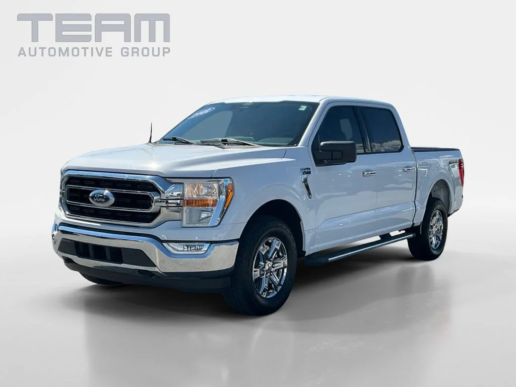 Used 2022 White Ford XLT image 3