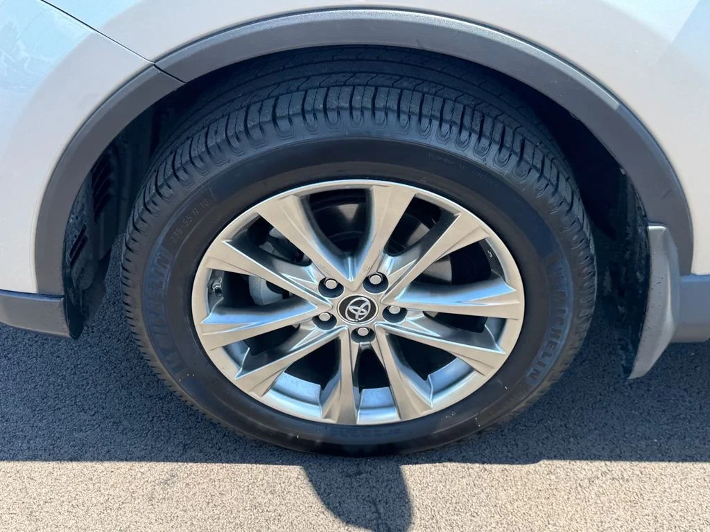Used 2016 Silver Toyota Limited image 13