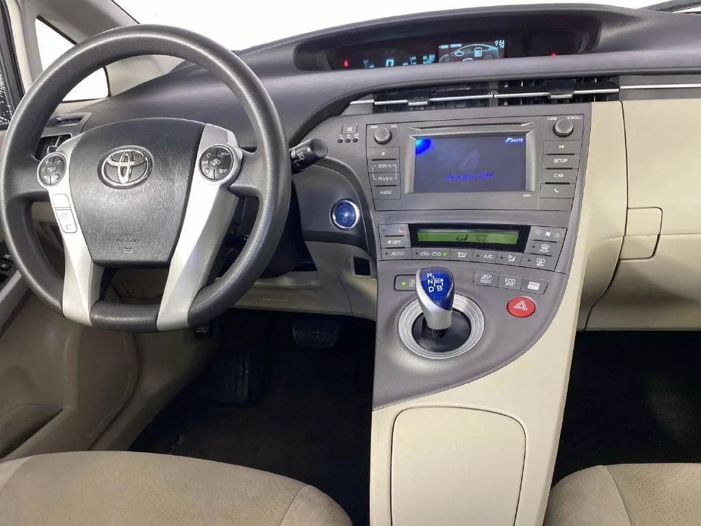 Used 2012 Barcelona Red Metallic Toyota Two image 13