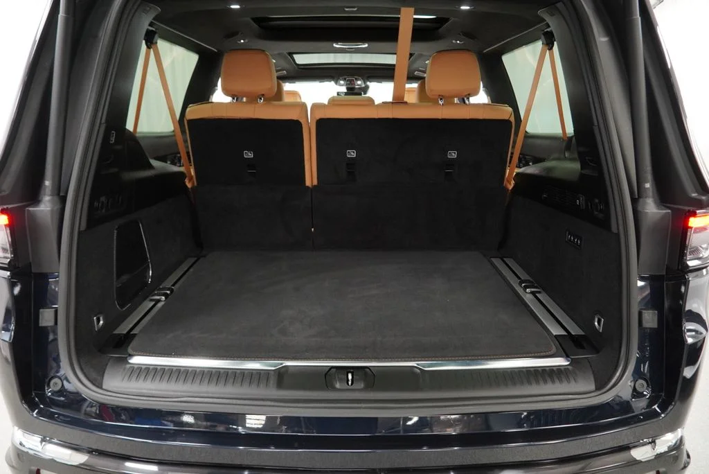 Used 2025 Black Jeep Series III Obsidian image 47