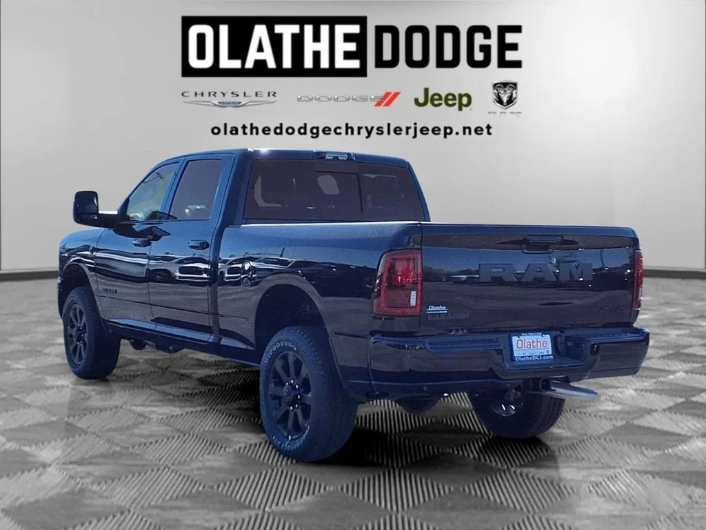 New 2026 Diamond Black Crystal Pearl-Coat Exterior Paint RAM Laramie image 3
