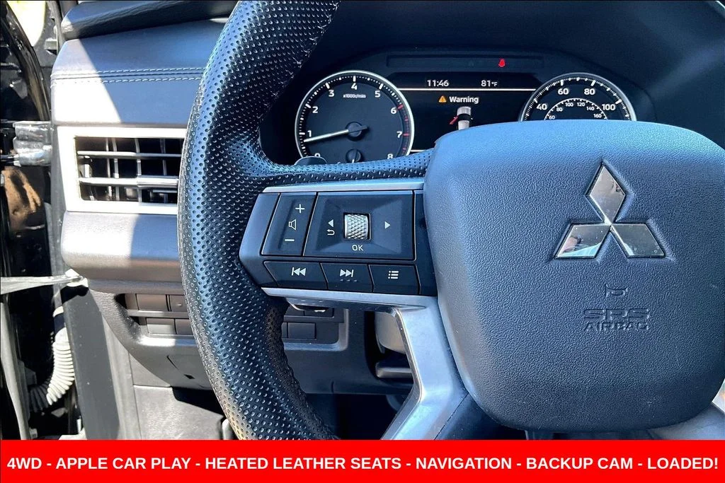 Used 2022  Mitsubishi SE image 13