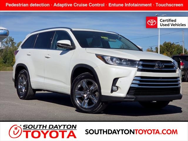 Certified Used 2017 BLIZZARD PEARL Toyota  image 1