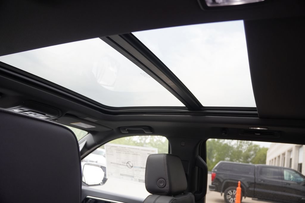 2026 Chevrolet Tahoe High Country - Photo 14