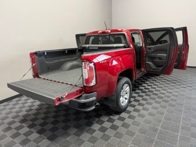 Used 2017 Quartz GMC SLE1 image 30