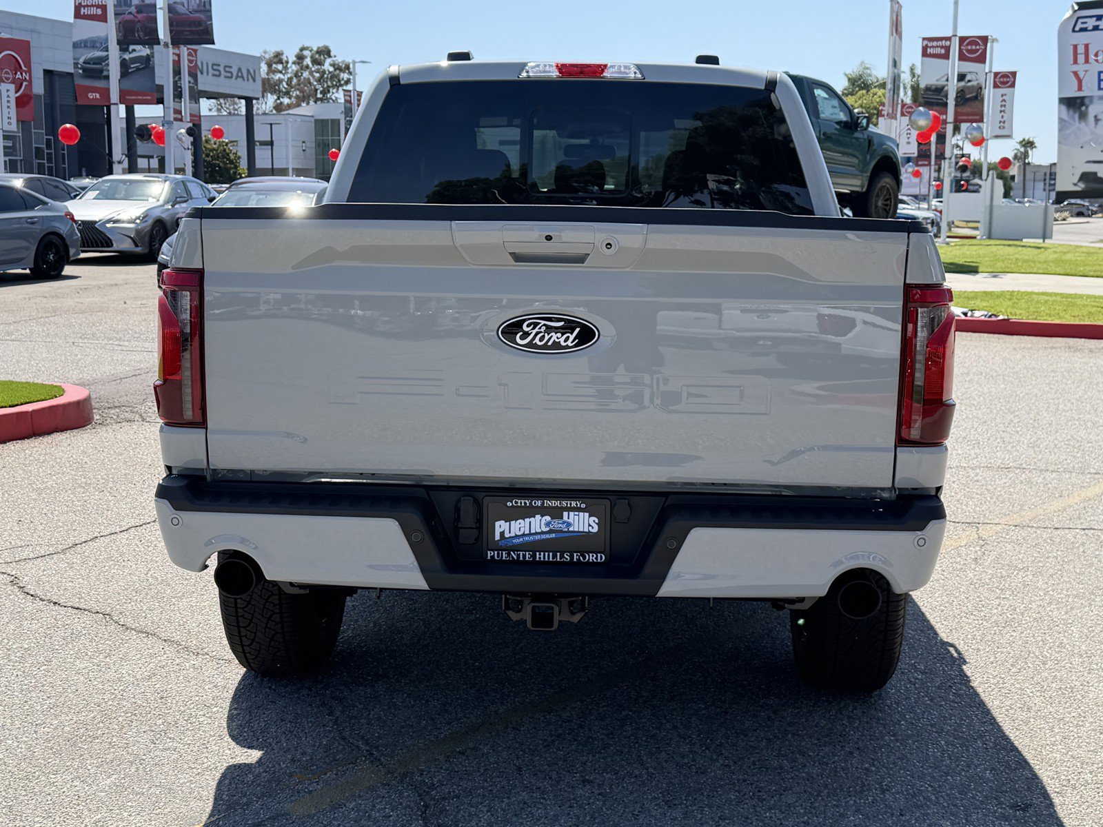 New 2026 Avalanche Ford XLT image 6
