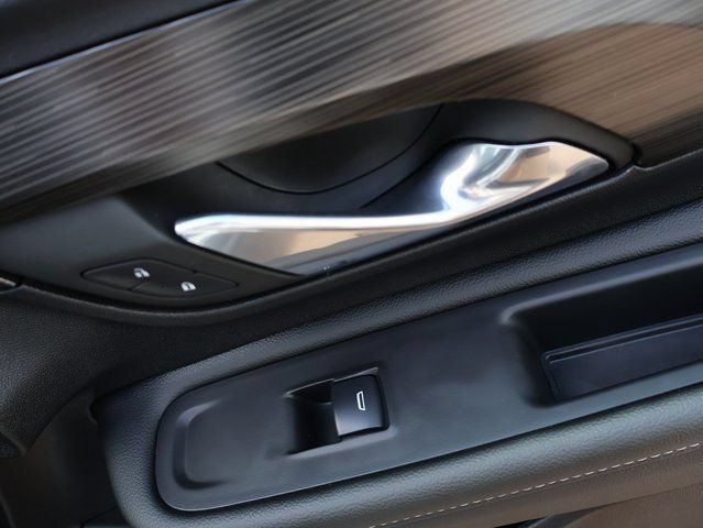 2024 GMC Terrain SLT - Photo 10