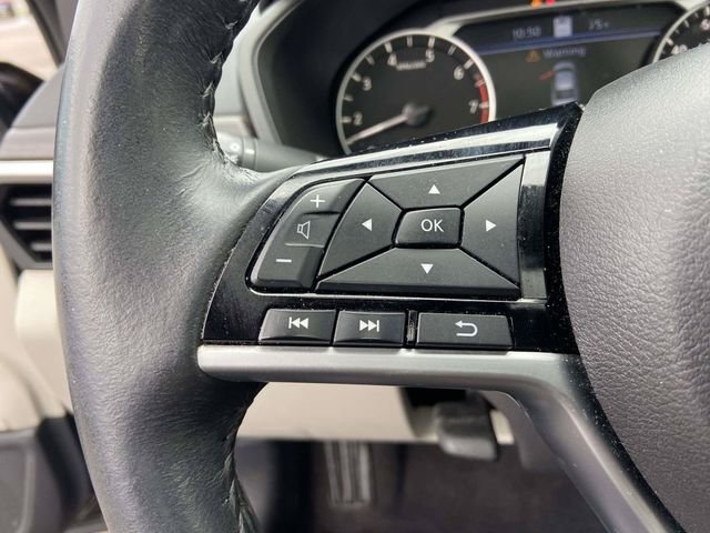 Used 2024 Black Nissan 2.5 SV image 28