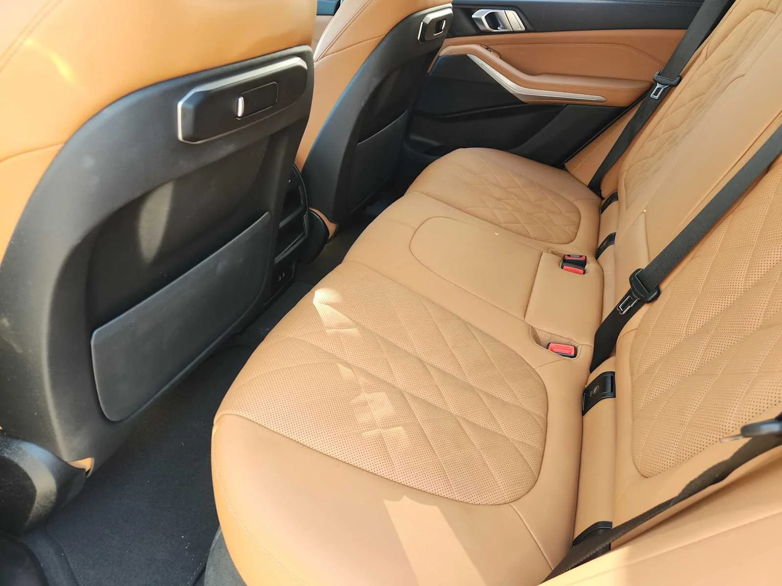 Certified Used 2024 Skyscraper Grey Metallic BMW xDrive40i image 22