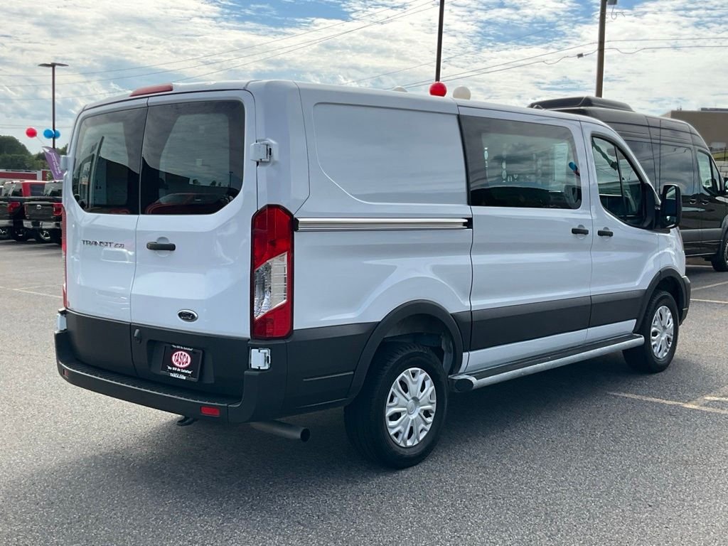 Certified Used 2025 Oxford White Ford Base image 19
