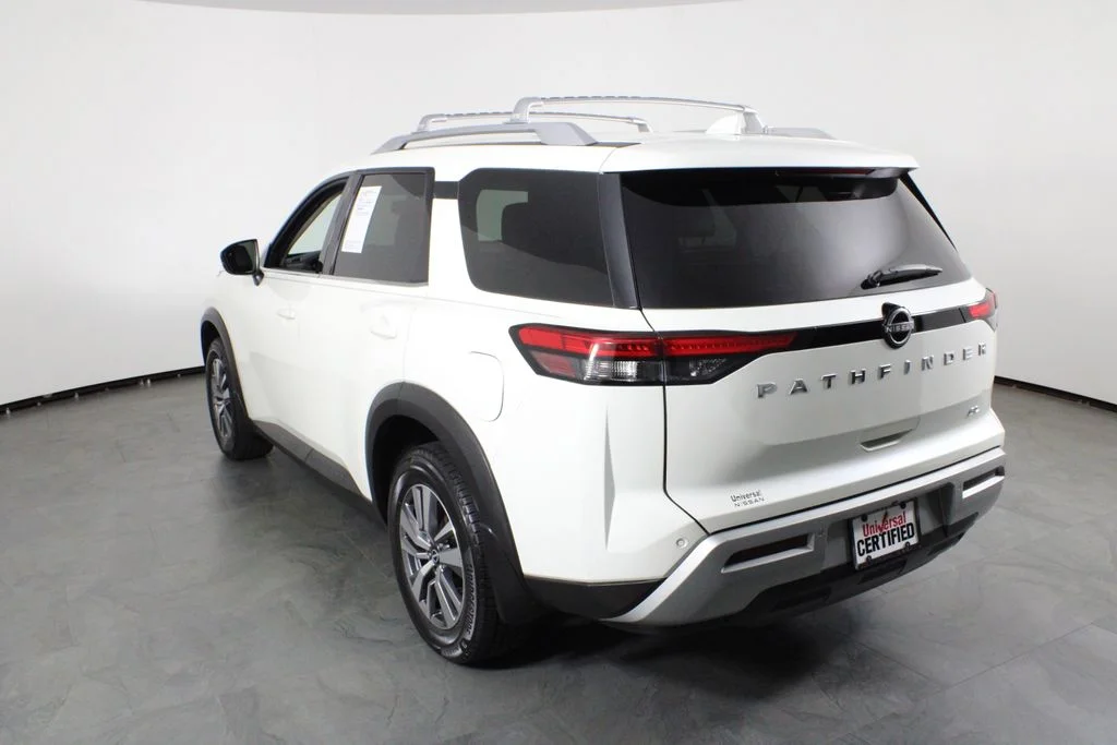 2022 Nissan Pathfinder SL - Photo 16