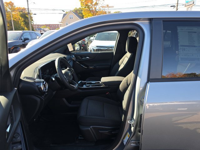 2027 Chevrolet Equinox LT - Photo 17