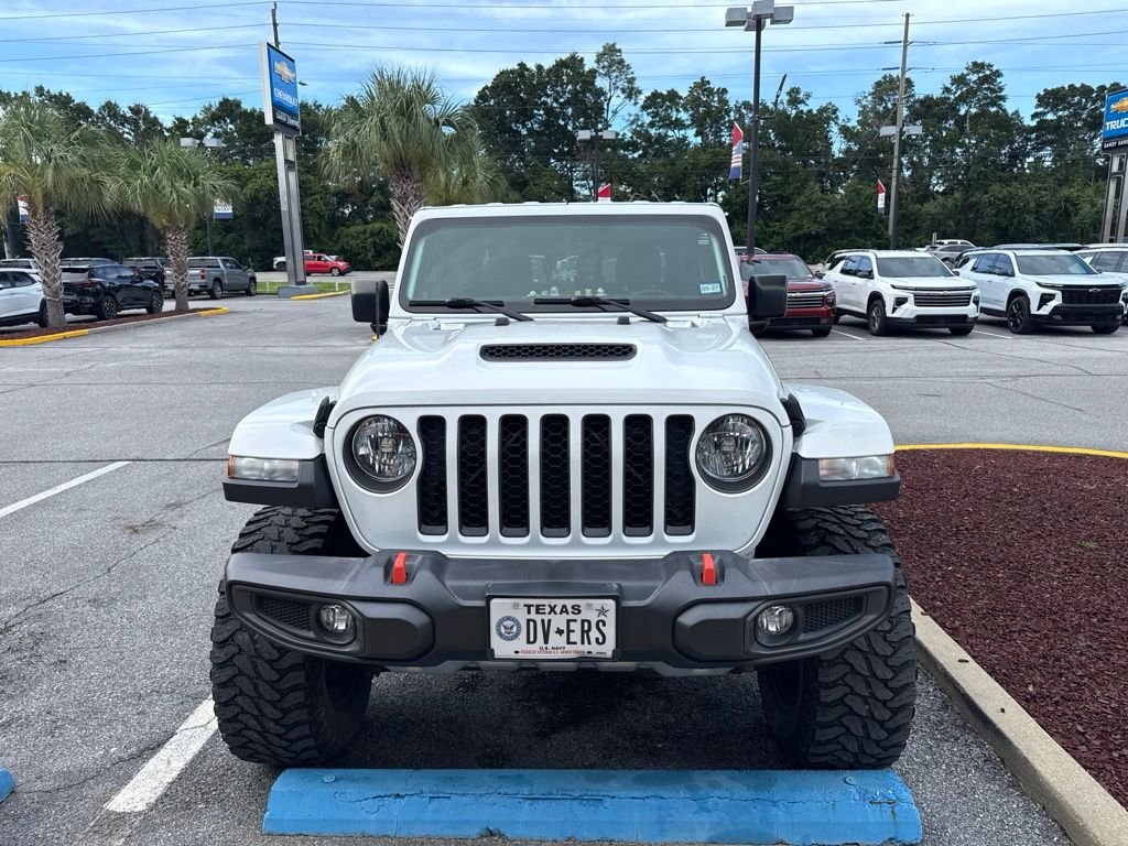 Used 2023 White Jeep Mojave image 3