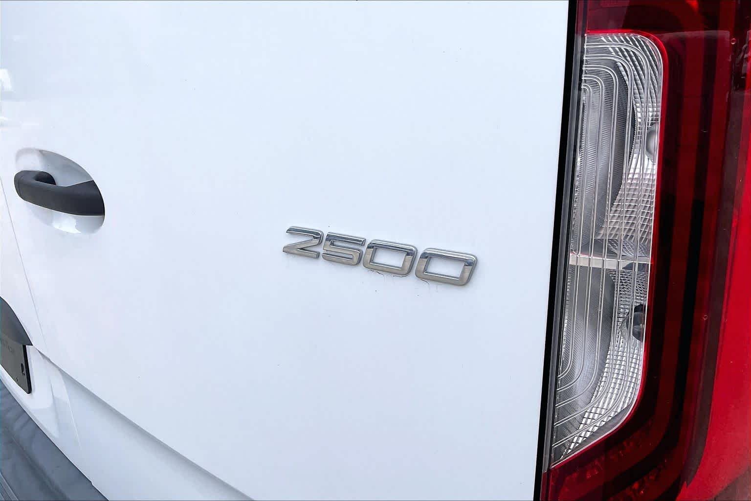 Used 2021 Arctic White Mercedes-Benz  image 10