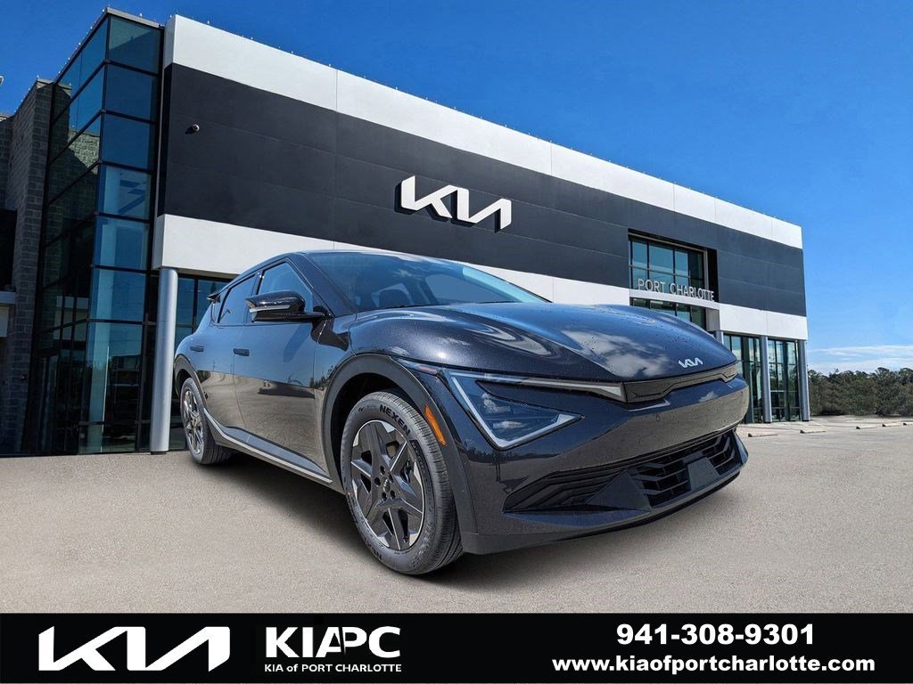 2025 Kia EV6 Light L/R's photo