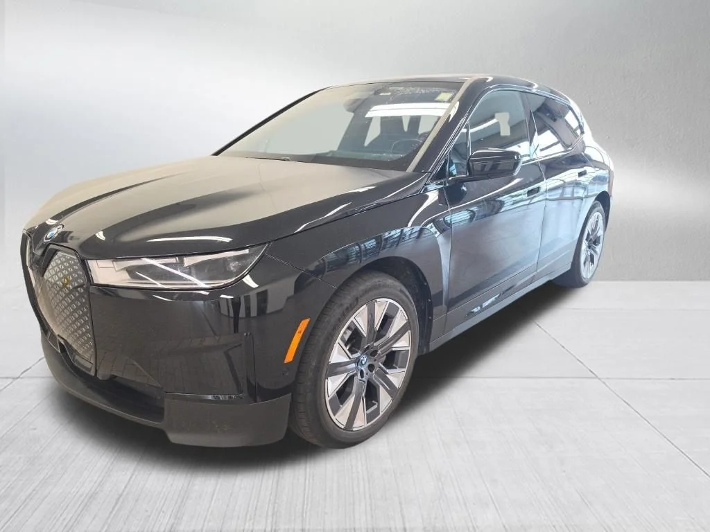 2024 BMW iX