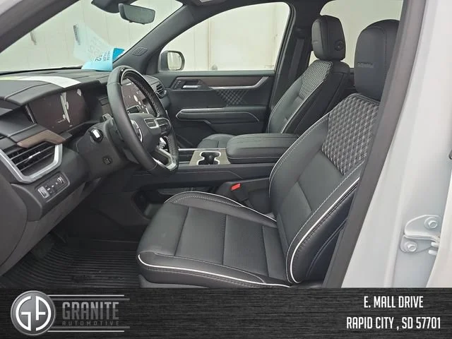 2026 GMC Acadia Denali - Photo 9